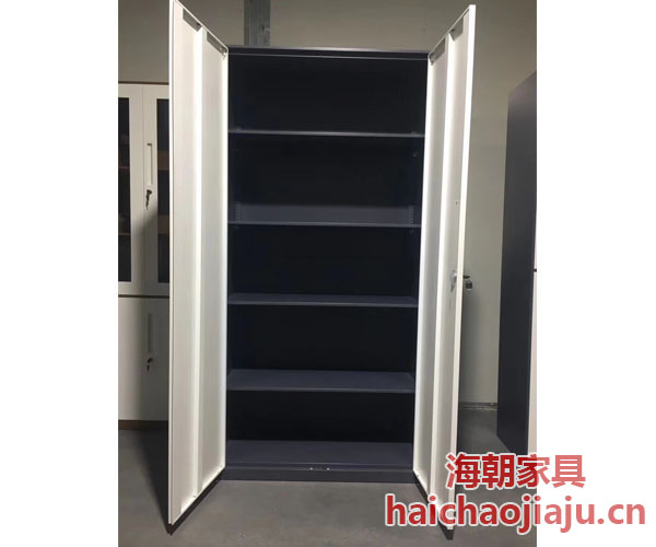儲(chǔ)物柜
