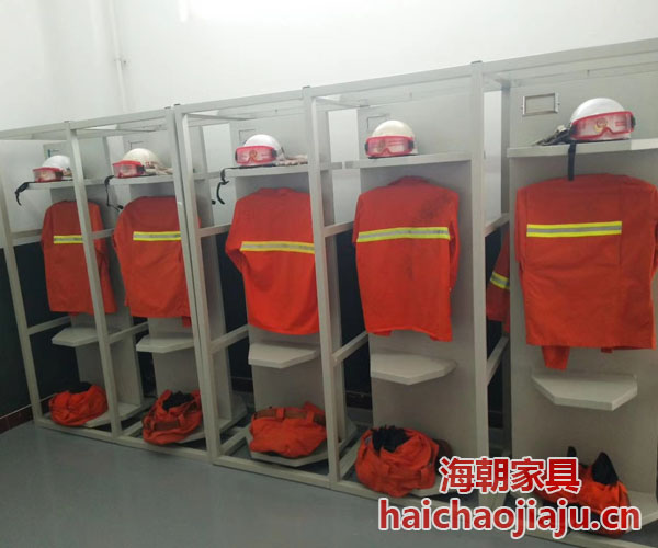 戰(zhàn)斗服架
